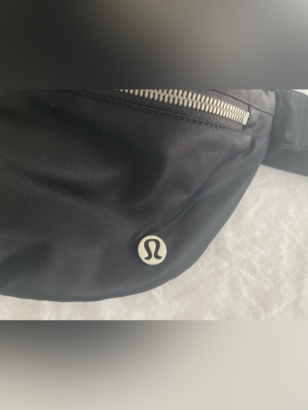 Lululemon Crossbody Fanny Pack Pouch Adjustable Belt Bag Black - Picture 5 of 7